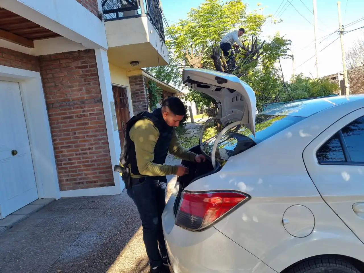 allanamiento policía federal uruguay 2060
