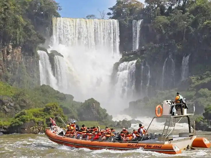 Principales destinos turísticos registran “pocas reservas” para el fin de semana largo de marzo