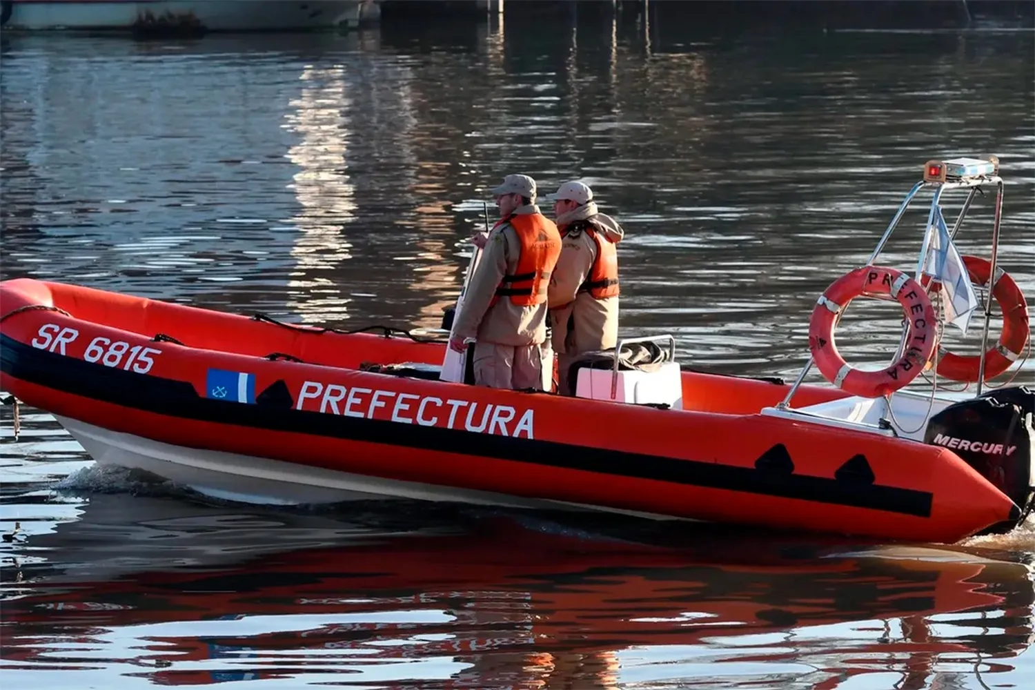 Trágica jornada de pesca: se ahogó un hombre el río Paraná Guazú