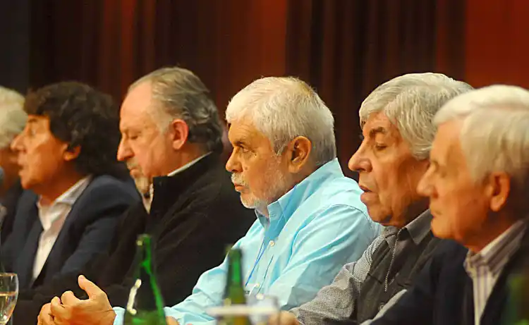 En Mar del Plata, líderes sindicales prometieron unidad del movimiento obrero y cuestionaron a Macri
