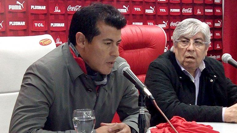 Almirón debuta como DT de Independiente