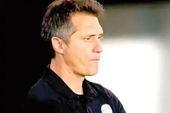 Barros Schelotto despedido como Dt de Paraguay