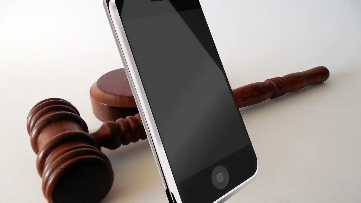 Complicada situación de una persona acusada de estafa