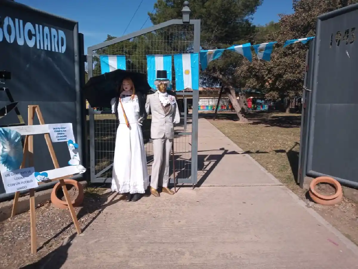 La Escuela Bouchard palpita el  25 de Mayo de una forma original