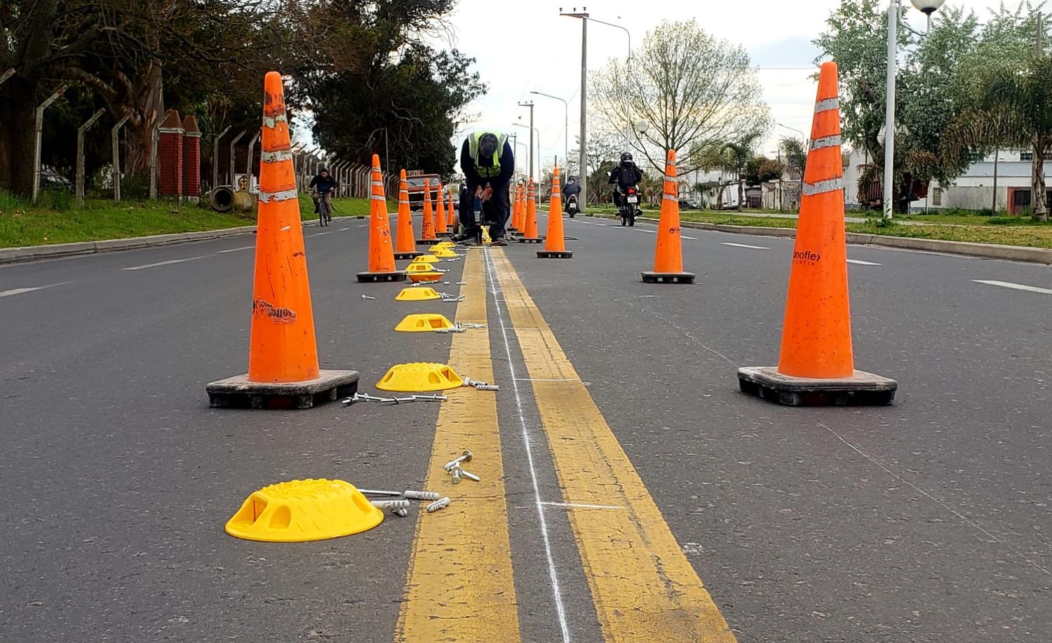 El Municipio continúa desarrollando tareas de demarcación, señalización y construcción de rampas en diferentes zonas de la ciudad