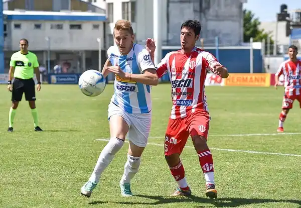 Juventud se juega una de sus últimas cartas ante Douglas Haig