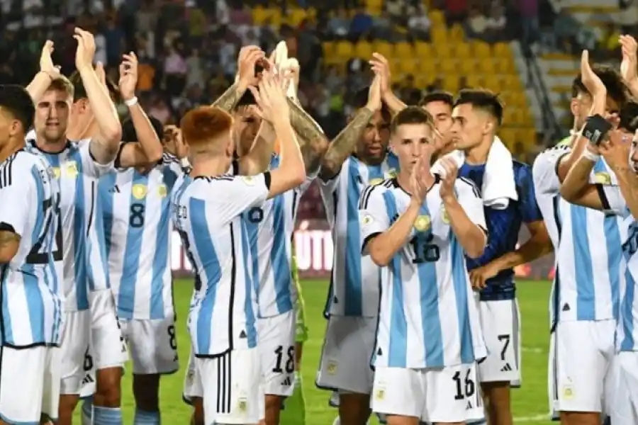 La selección de Mascherano va por su primera victoria en el preolímpico: Argentina se juega todo ante Perú