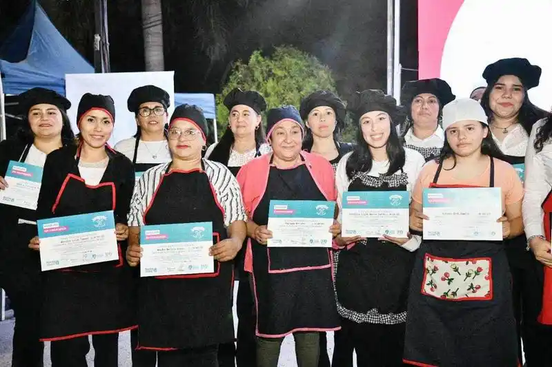 Entregaron certificados a egresados de la primera 
etapa 2024 de la Escuela de Artes y Oficios de la comuna