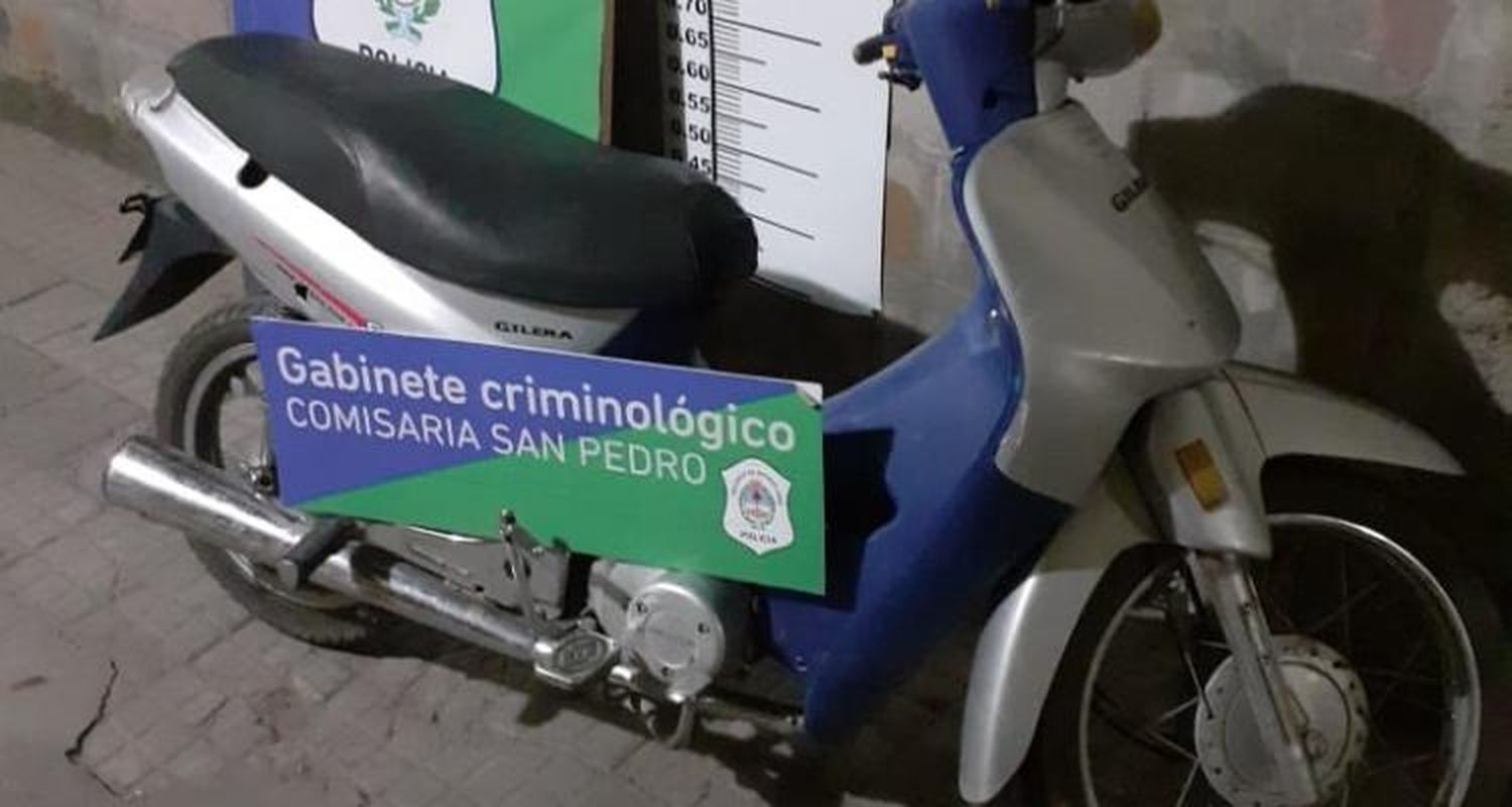 Asesinato de Oscar Lezcano: Hallaron abandonada la moto en la que llegó la víctima al lugar del homicidio