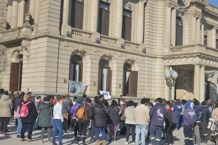 Buscan crear un registro único de beneficiarios de planes sociales en la Provincia