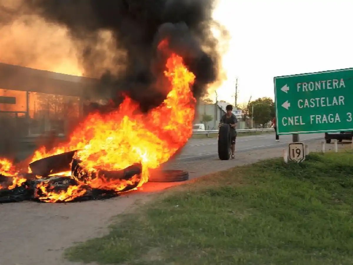 Vecinos de Acapulco y Frontera dijeron “basta”: hoy serán recibidos por el Gobierno de Santa Fe