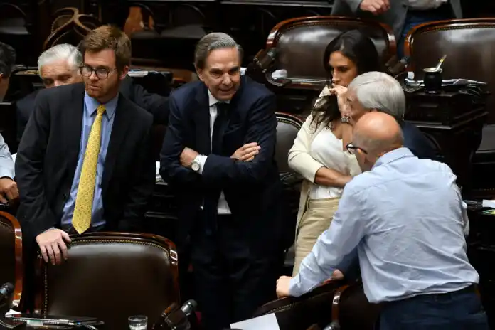 Derrota del gobierno: sin votos, la ley Bases vuelve a comisiones