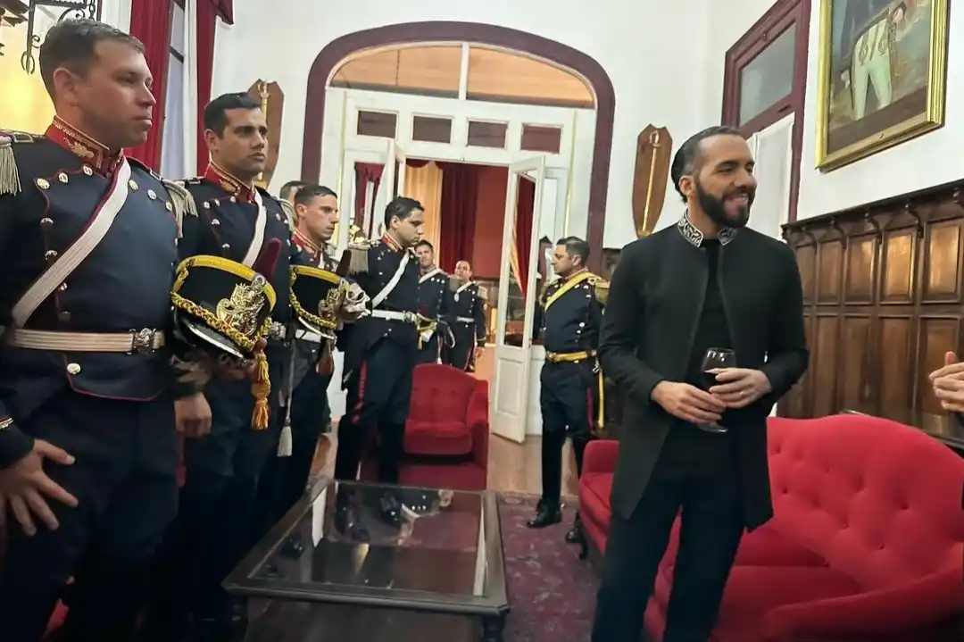 A la izquiersa Ignacio Fumaneri en oportunidad de la visita del presidente de El Salvador, Nayib Bukele