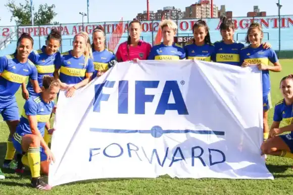 FIFA invirtió 9,8 millones de dólares para el desarrollo del fútbol en la Argentina