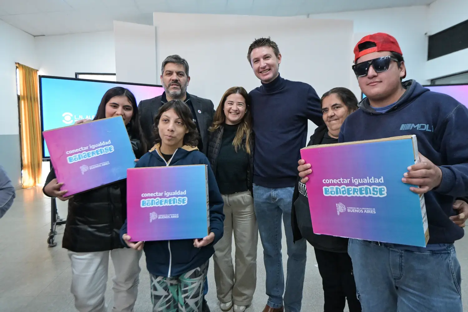 Bianco y Ferraris inauguraron la ampliación del Centro Universitario de Alem