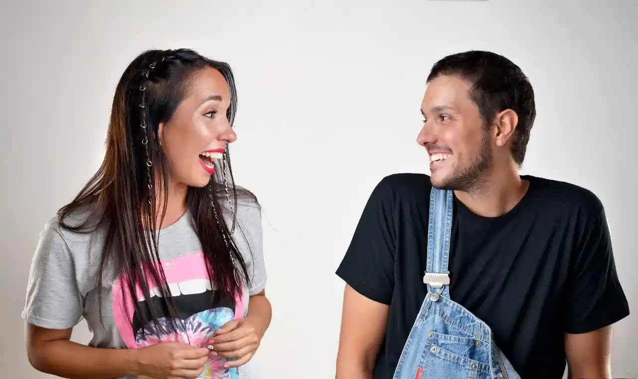 Este domingo reestrena la obra "Como si pasara un tren"