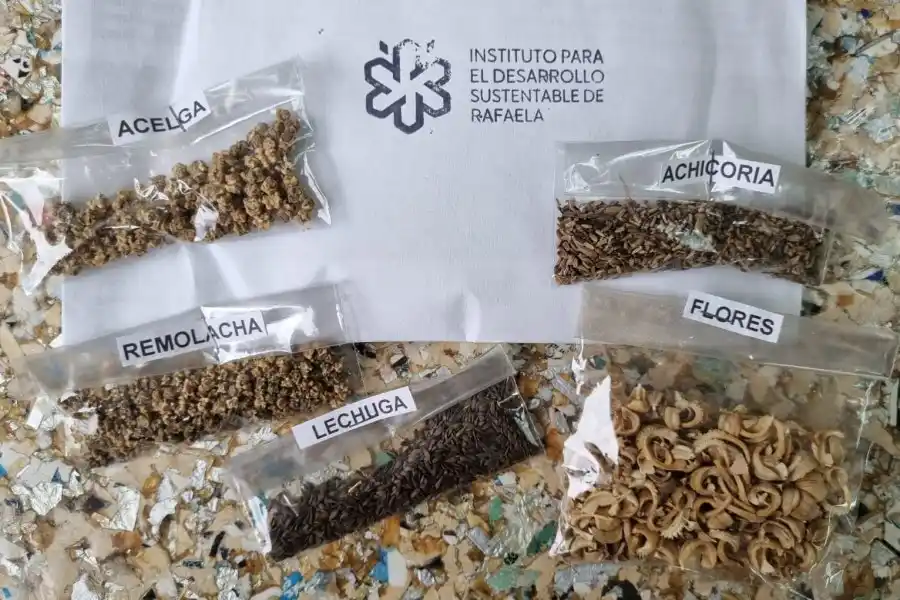 Entregaron kits de semillas