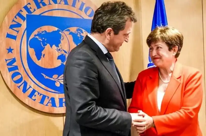 El directorio del FMI aprobó el desembolso de 7.500 millones de dólares para Argentina