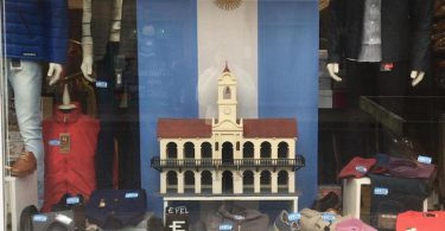Rodriggi Vidriera cabildo 3