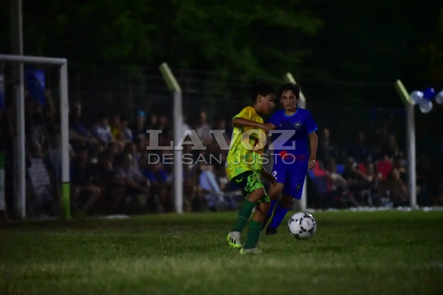 Belgrano y Antártida empataron en la cancha de Los Andes.