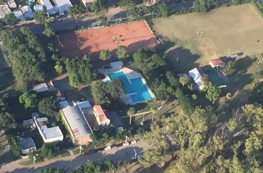 Murió ahogado un hombre de 41 años en una pileta de Roldán