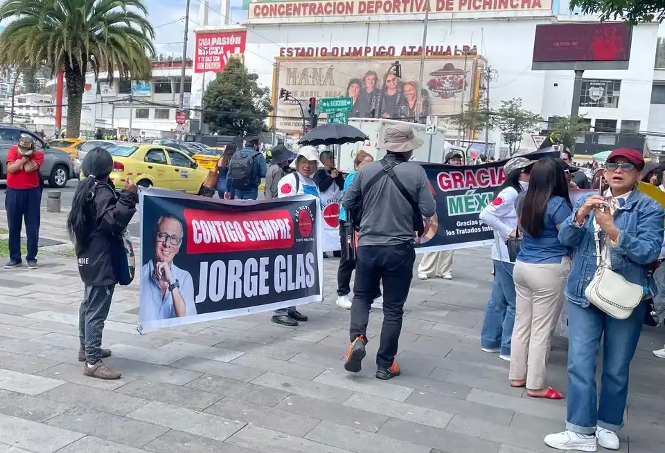 El exvicepresidente Glas volvió a prisión tras estar internado