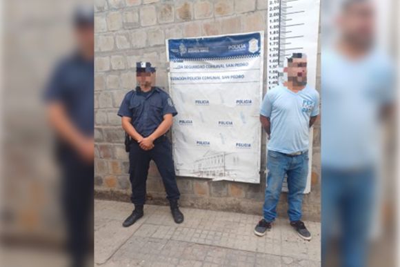 Vecina alerta, garrafa rescatada y un ladrón apresado