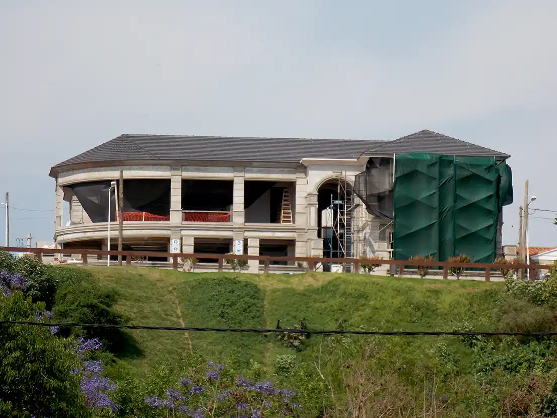 Las operaciones inmobiliarias por las que Carrió denunció a concejal por "lavado de dinero" y "testaferro de Massa"