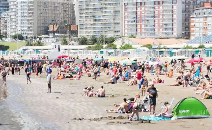 �SEl turismo está entre los rubros que lidera la  recuperación del empleo desde hace 16 meses⬝