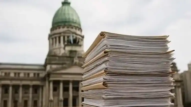 Qué es la Ley Hojarasca y qué normas se eliminarán