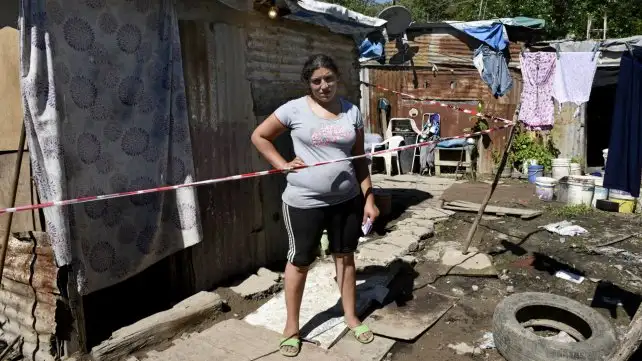 Una nena murió en una precaria casilla alcanzada por un tiro