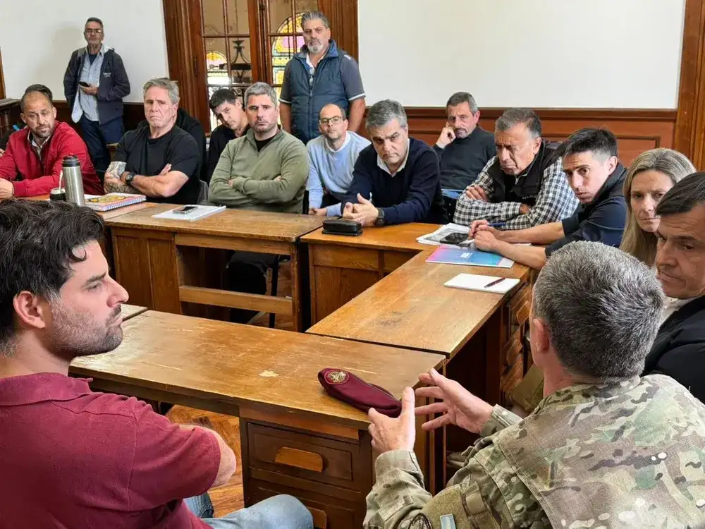 La reunión para coordinar los esfuerzos para paliar los excesos hídricos tuvo lugar en 9 de Julio.