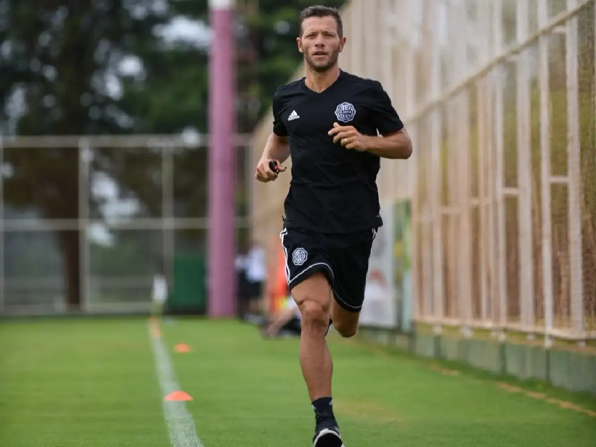 Nicolás Domingo jugará en Paraguay 