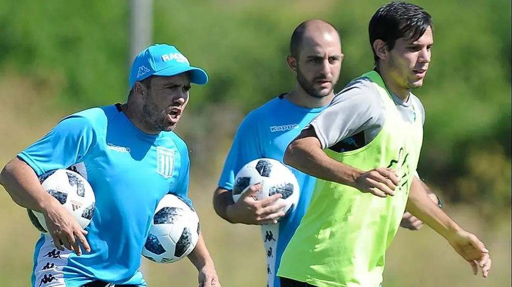 Racing volvió a entrenar tras la derrota frente a Gimnasia