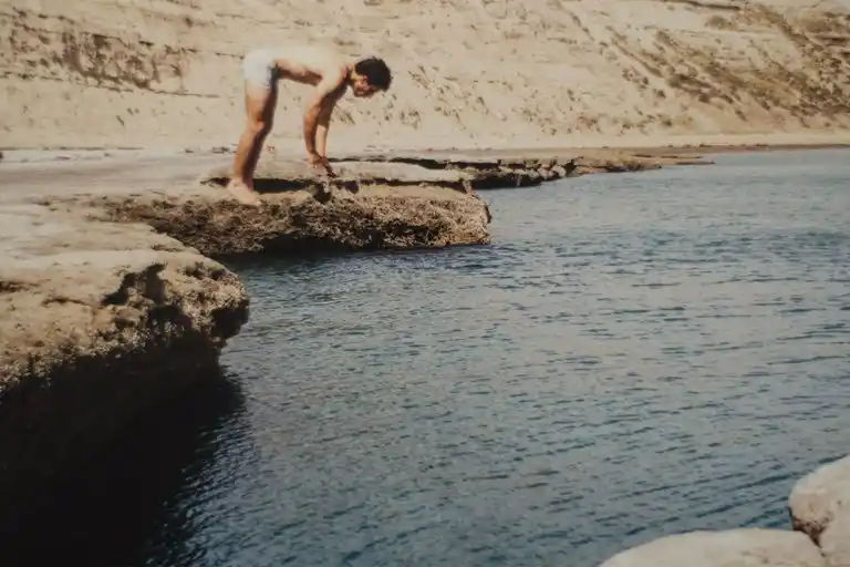 "La cague": El ritual con amigos que en 3 segundos le cambió su vida para siempre