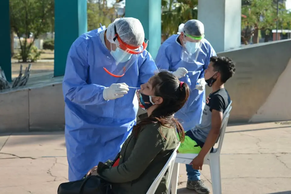 Coronavirus: a un año del primer contagio, la Provincia llegó a los 900 mil casos