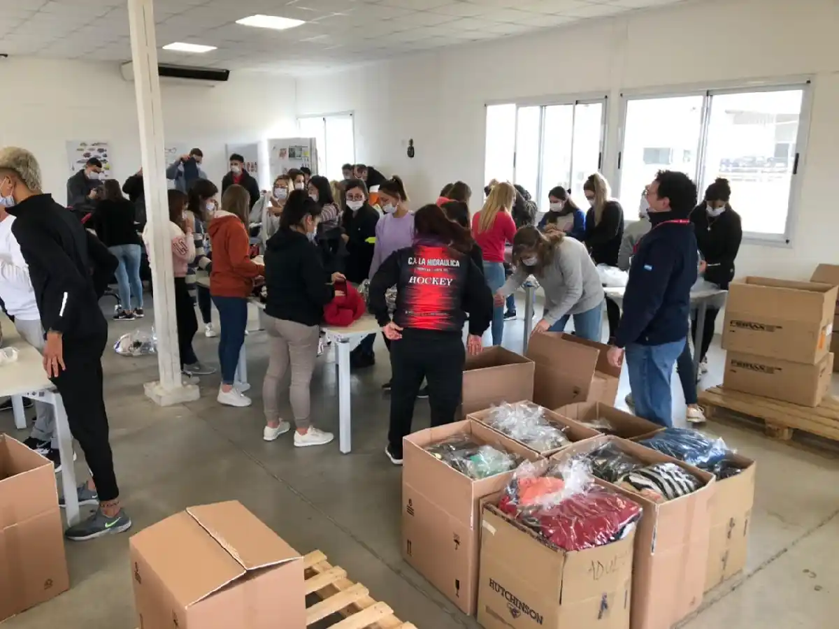 Lear llevó adelante la “Campaña del Abrigo Solidario”