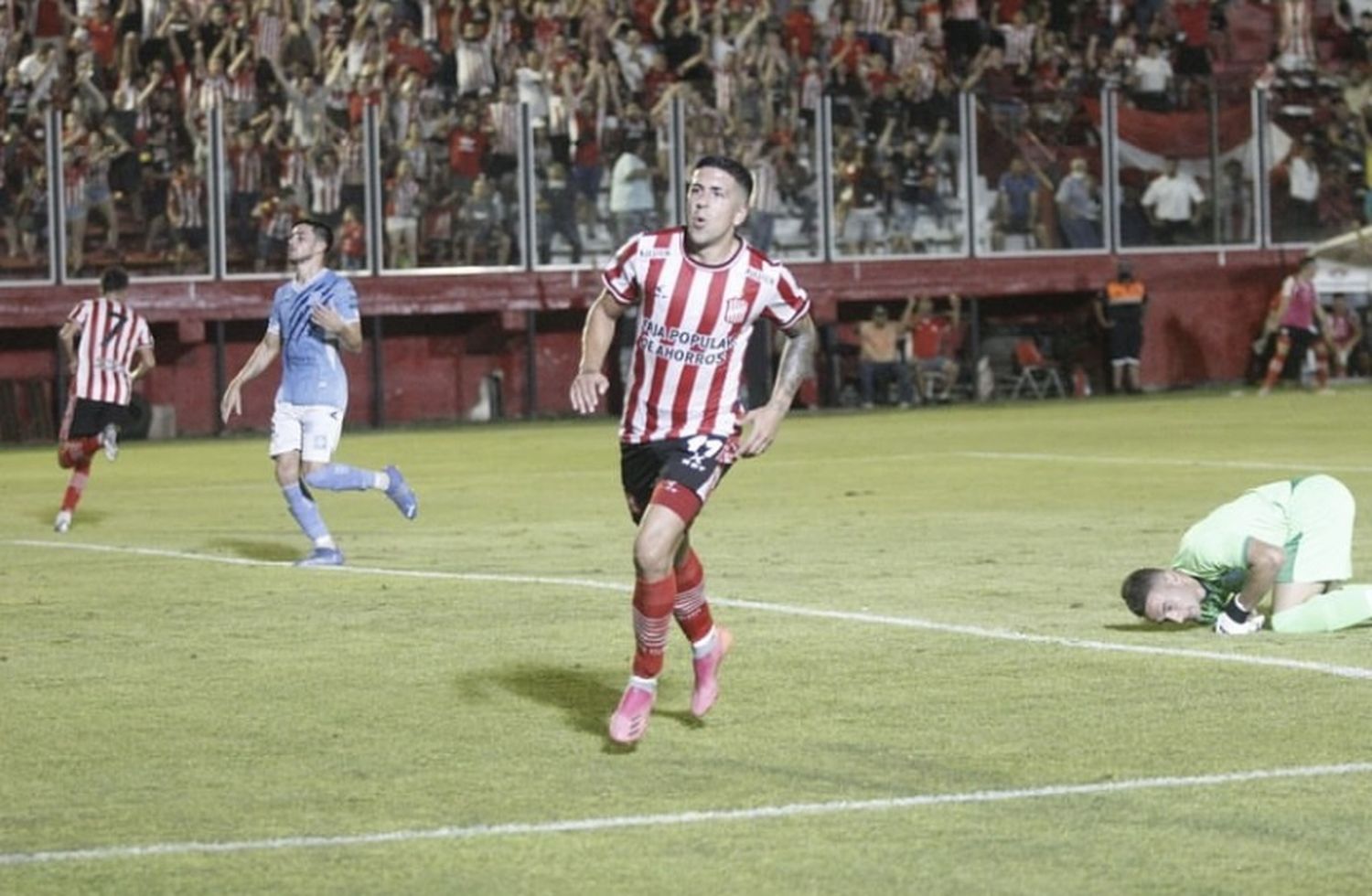 Juegan los más cercanos perseguidores de Belgrano