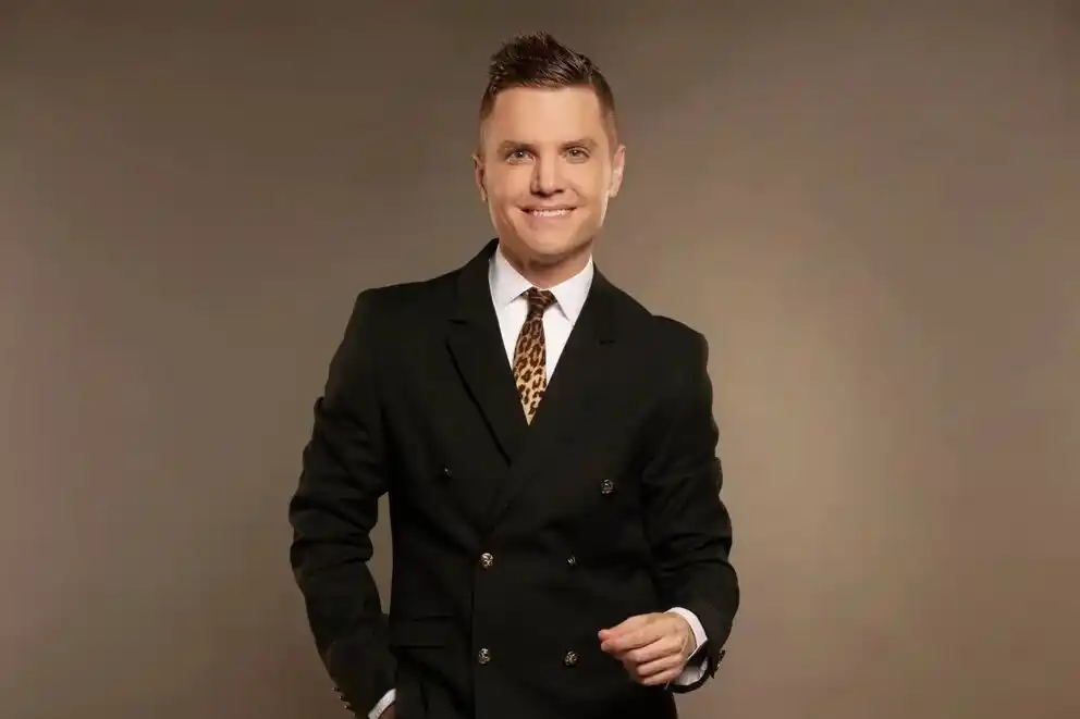 Tiene 12 años y la comparan con Lali Espósito: Catalina, la hija mayor de Santiago del Moro, debutó como modelo