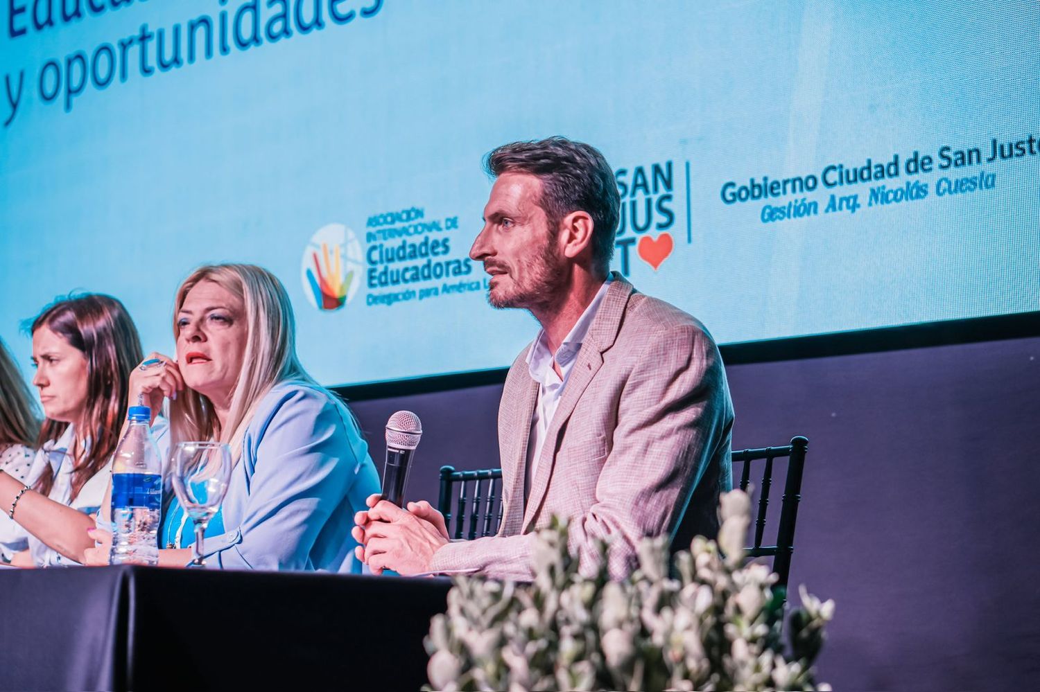 San Vicente expuso su experiencia en robótica educativa en el VIII Encuentro de la Red Argentina de Ciudades Educadoras