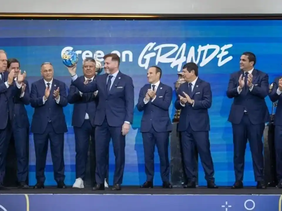 Domínguez seguirá al frente de la CONMEBOL.Foto:Conmebol