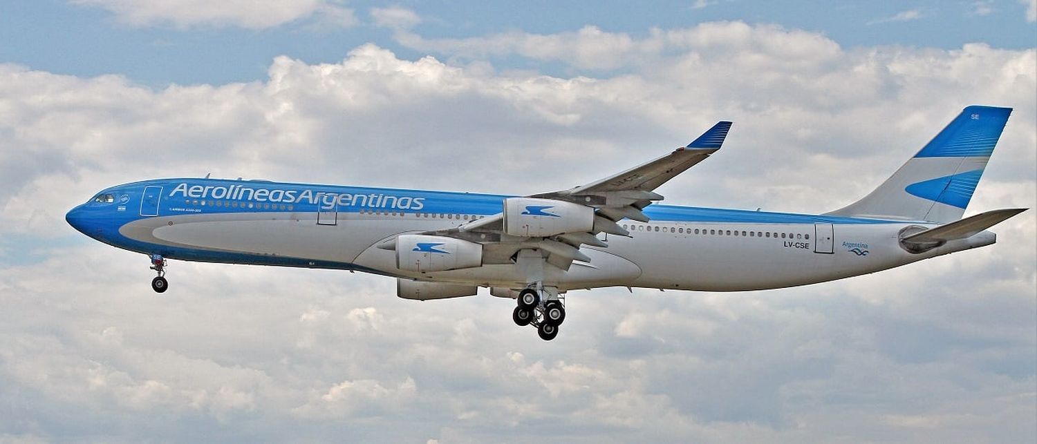 Sin acuerdo paritario en Aerolíneas Argentinas: Gremios aeronáuticos amenazan con profundizar las medidas de fuerzas