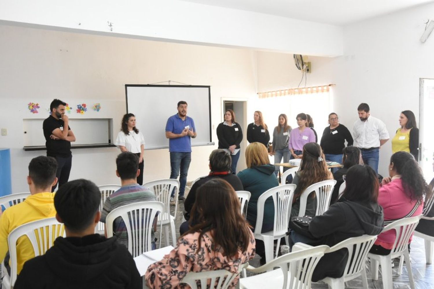 Continúan los talleres de currículum vitae y entrevista laboral para la ciudadanía