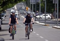Operativo Sol en la ciudad: caminantes, móviles, bici-policías y moto-policías