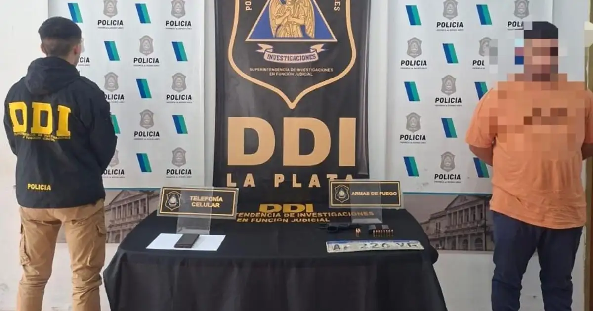 Jonathan Andrés Peralta está acusado de robar, secuestrar y abusar de una joven.