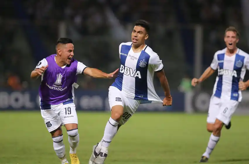 Talleres dio el golpe contra el poderoso Sao Paulo