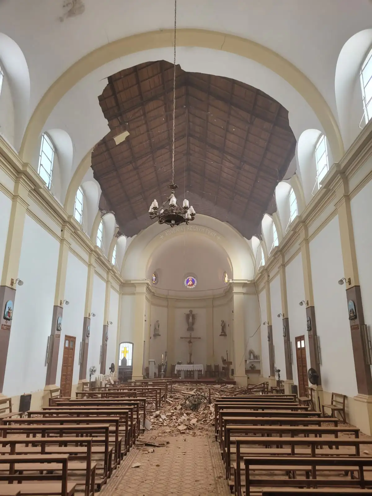Iglesia de Vedia derrumbe - 2
