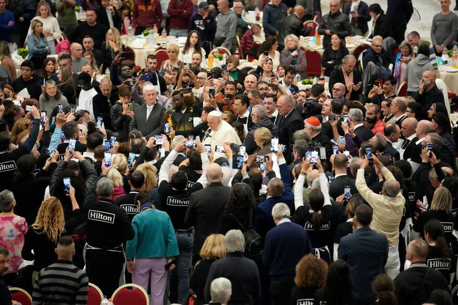 Fueron invitadas de Francisco a un almuerzo para conmemorar el Día Mundial de los Pobres de la Iglesia Católica.