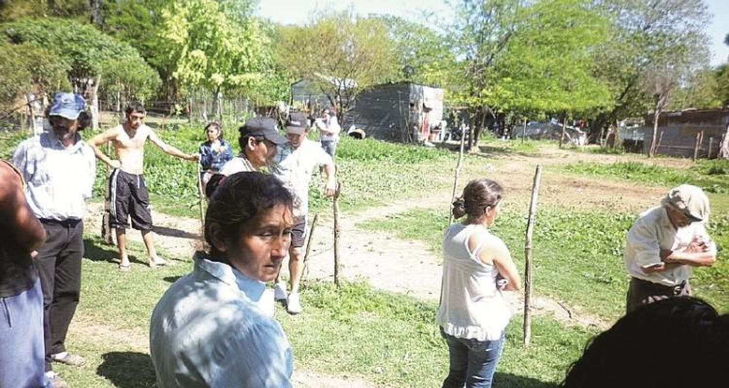 La orden de desalojo en un sector de La Tosquera puso  en alerta a todo el barrio