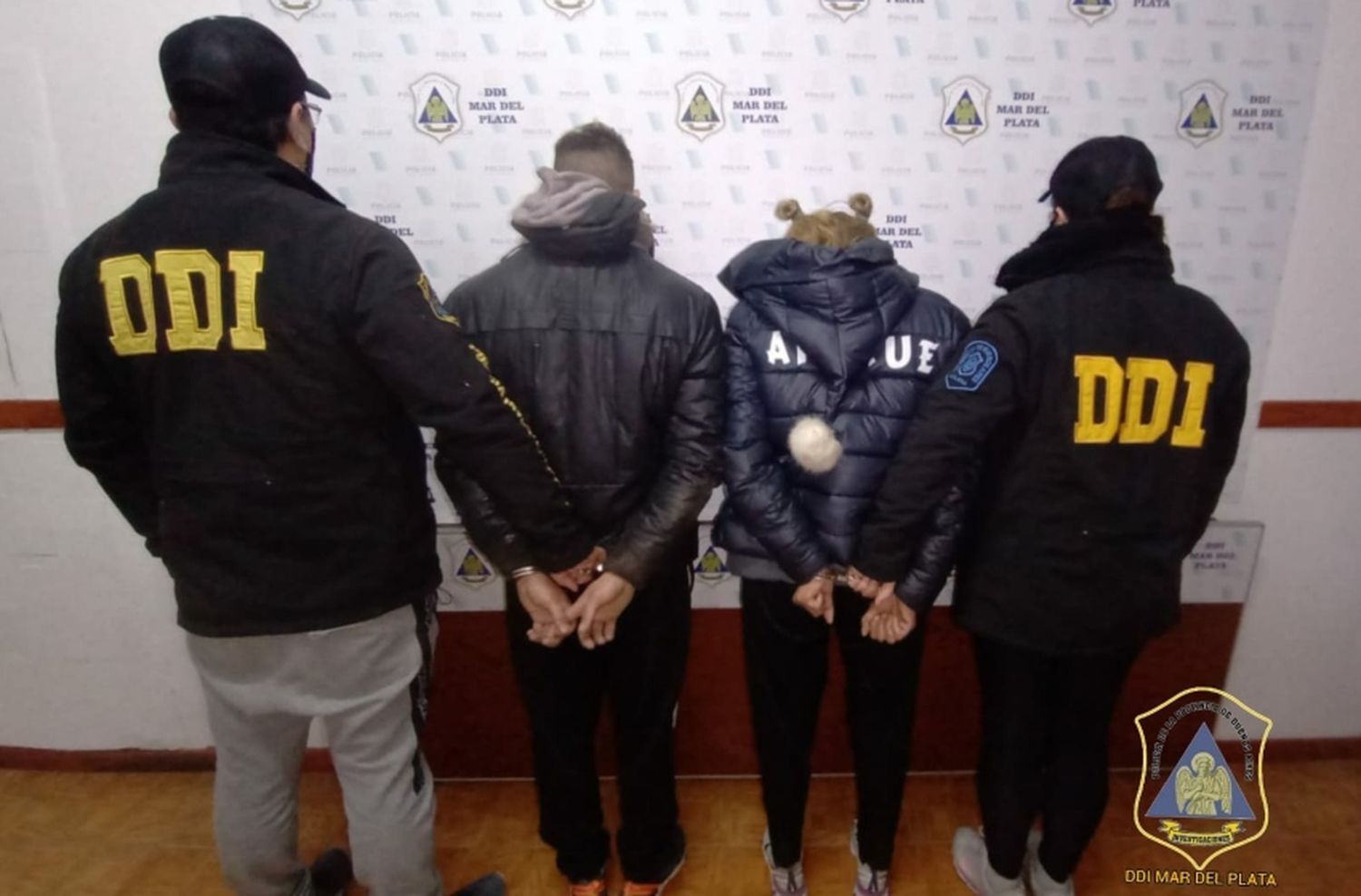 Detuvieron a una pareja de delincuentes que cometía robos a punta de pistola